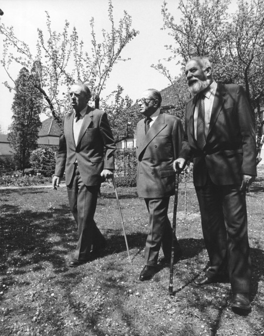 4. Mai 1982 - "Frieden sichern":  Heinrich Böll, Bruno Kreisky, Lew Kopelew (v.l.n.r.)